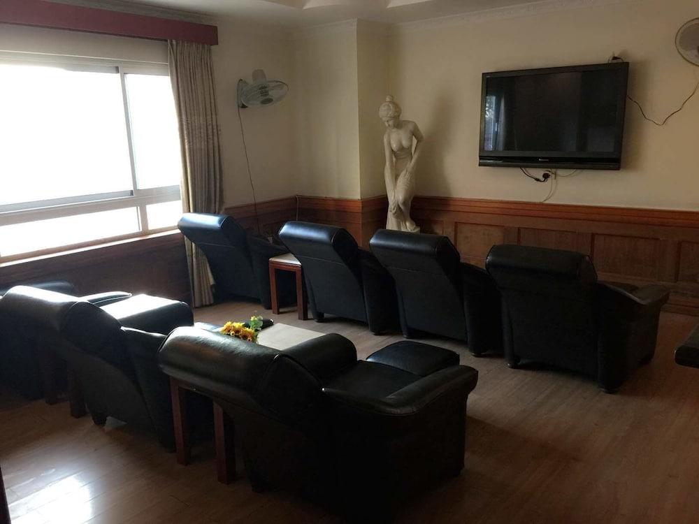 A25 Hotel - Bach Mai Hanoi Eksteriør billede